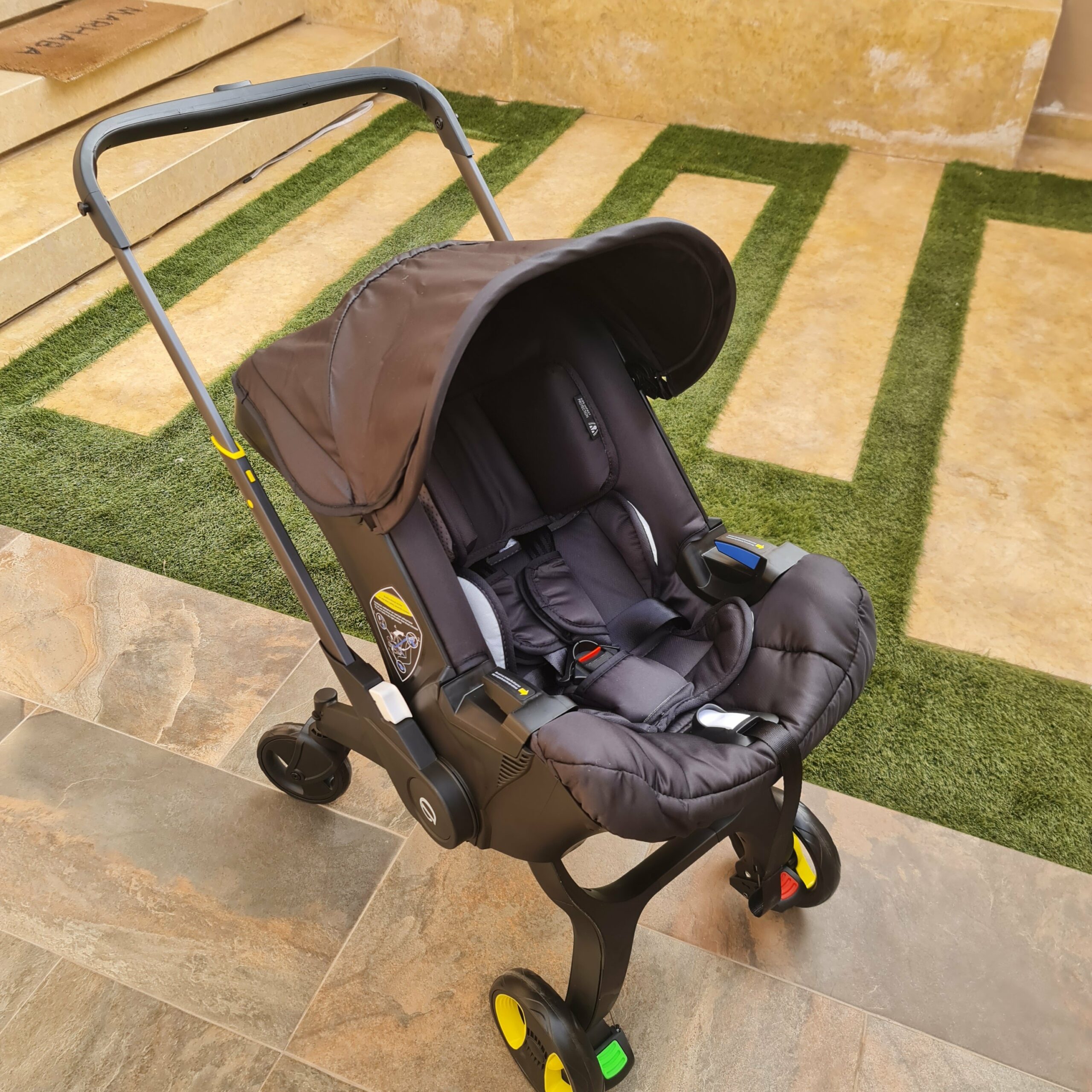 Poussette 2 en 1 avec Siège Auto – Pliable & Pratique dès la Naissance