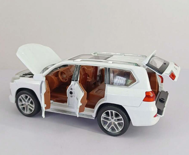 Toyota Prado Miniature 1:24 – Voiture Jouet de Collection pour Enfant