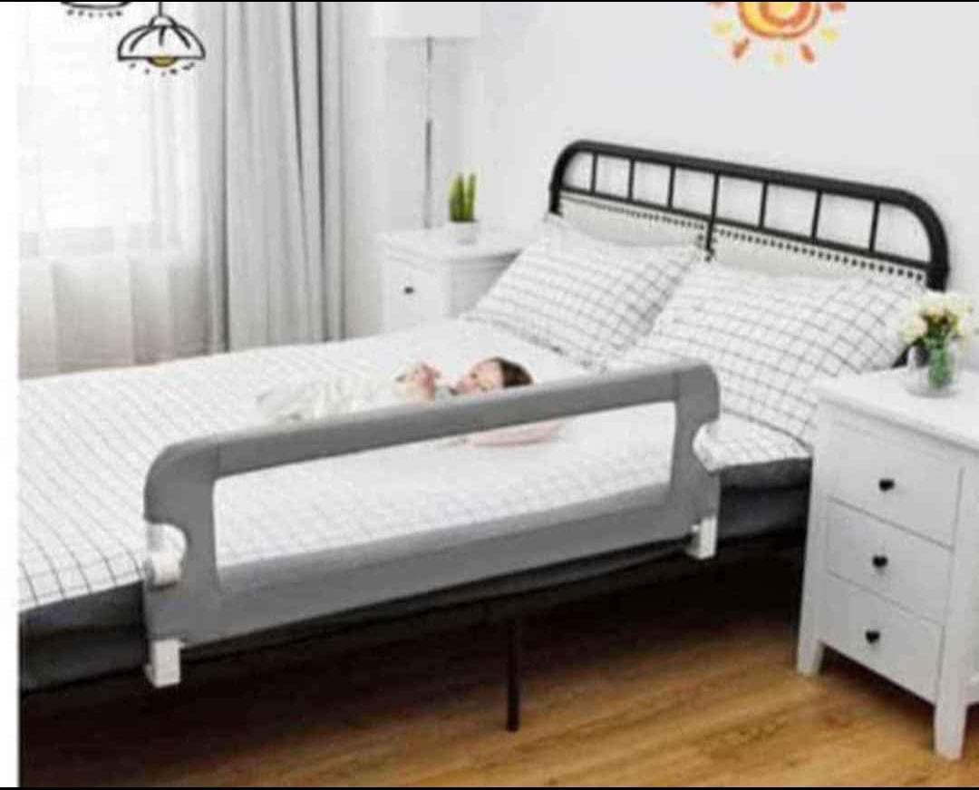 Barrière de Lit Pliable 150 cm pour Enfant Sécurité Bébé Gris
