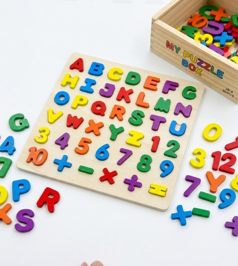 Puzzle Éducatif en Bois Alphabet et Chiffres pour Enfants