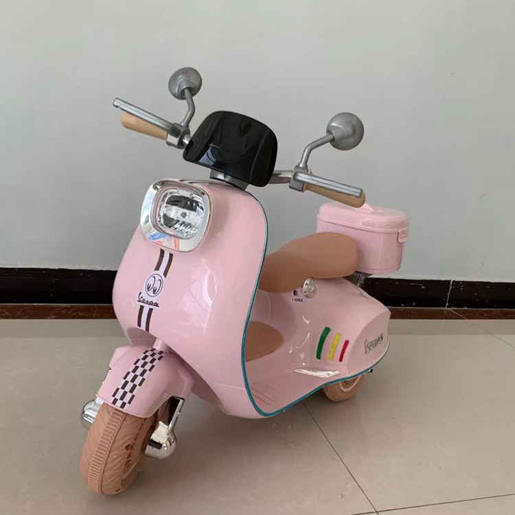 Scooter Électrique Enfant Style Vespa 12V Blanc – Avec MP3 et USB