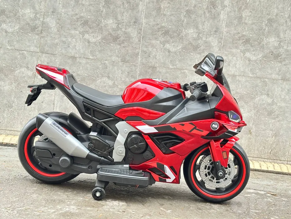 Moto Électrique Enfant Rouge – Moto Racing avec Roues Stabiliser